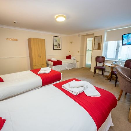Claremont Lions Hotel Истборн Екстериор снимка