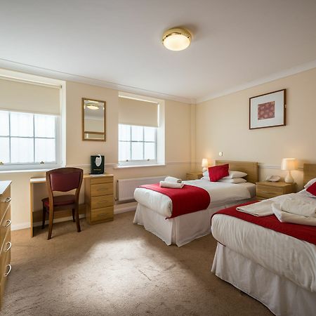 Claremont Lions Hotel Истборн Екстериор снимка