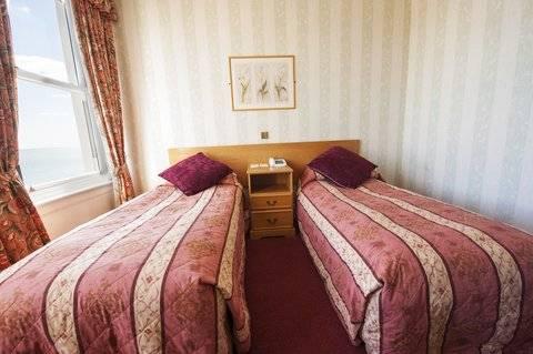 Claremont Lions Hotel Истборн Екстериор снимка