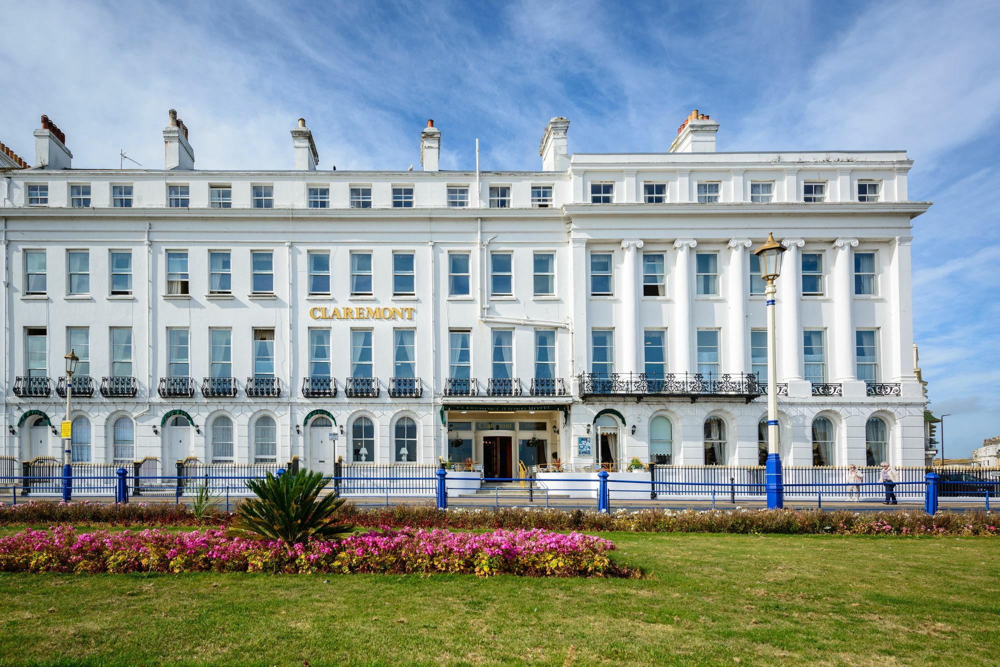 Claremont Lions Hotel Истборн Екстериор снимка